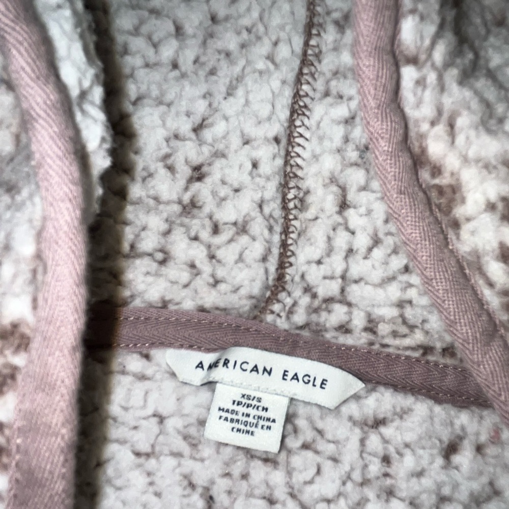 American eagle teddy bear jacket (xs)